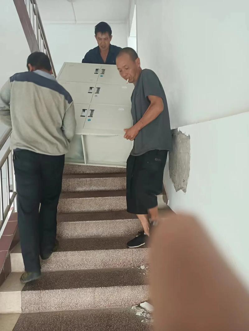 葫芦岛搬家:如何选择更合适的物流公司?